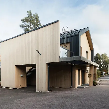 Brand New House With Four Bedrooms, Parking, Sauna, Patio Vantaa