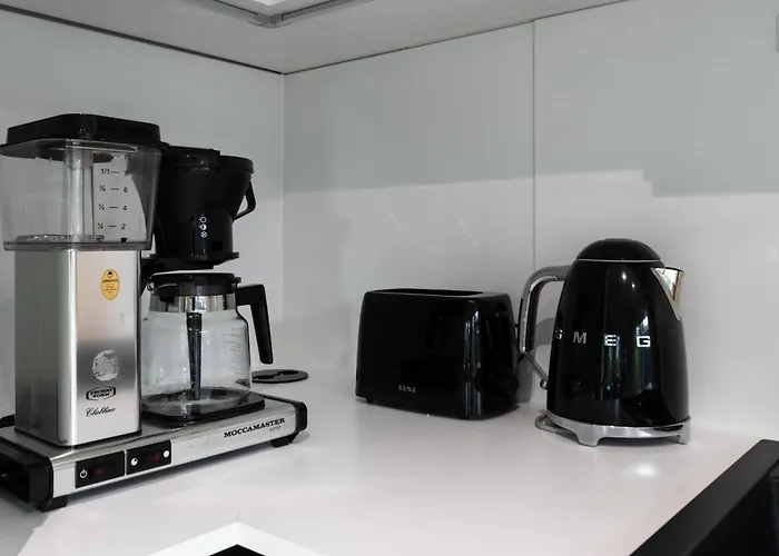 Brand New House With Four Bedrooms, Parking, Sauna, Patio Σπίτι διακοπών Βάνταα