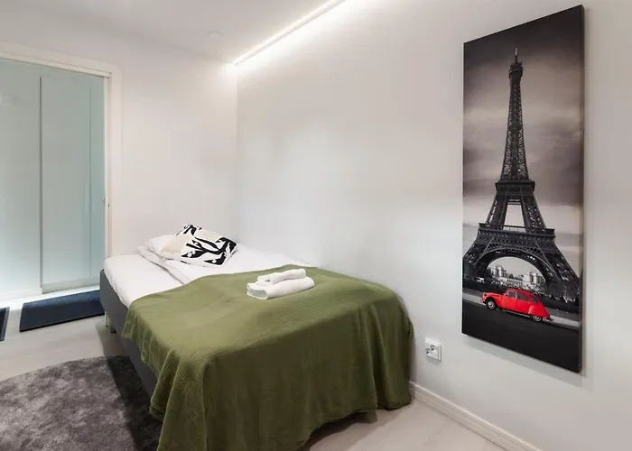 Σπίτι διακοπών Brand New House With Four Bedrooms, Parking, Sauna, Patio Βάνταα