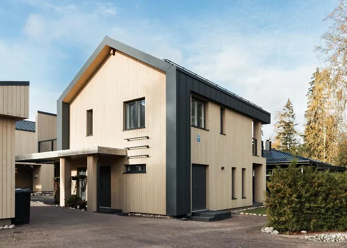 Brand New House With Four Bedrooms, Parking, Sauna, Patio * Βάνταα